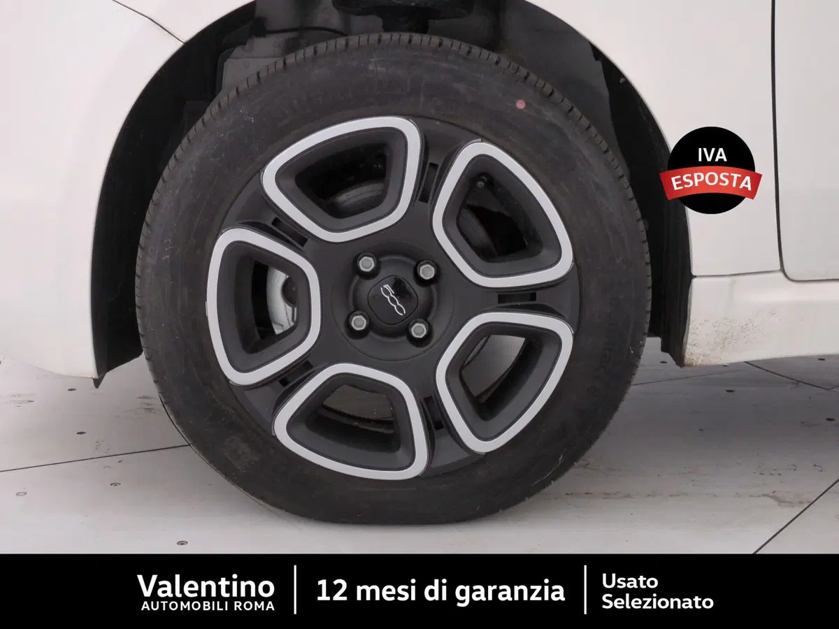 Fiat 500 nuova a Roma (7)