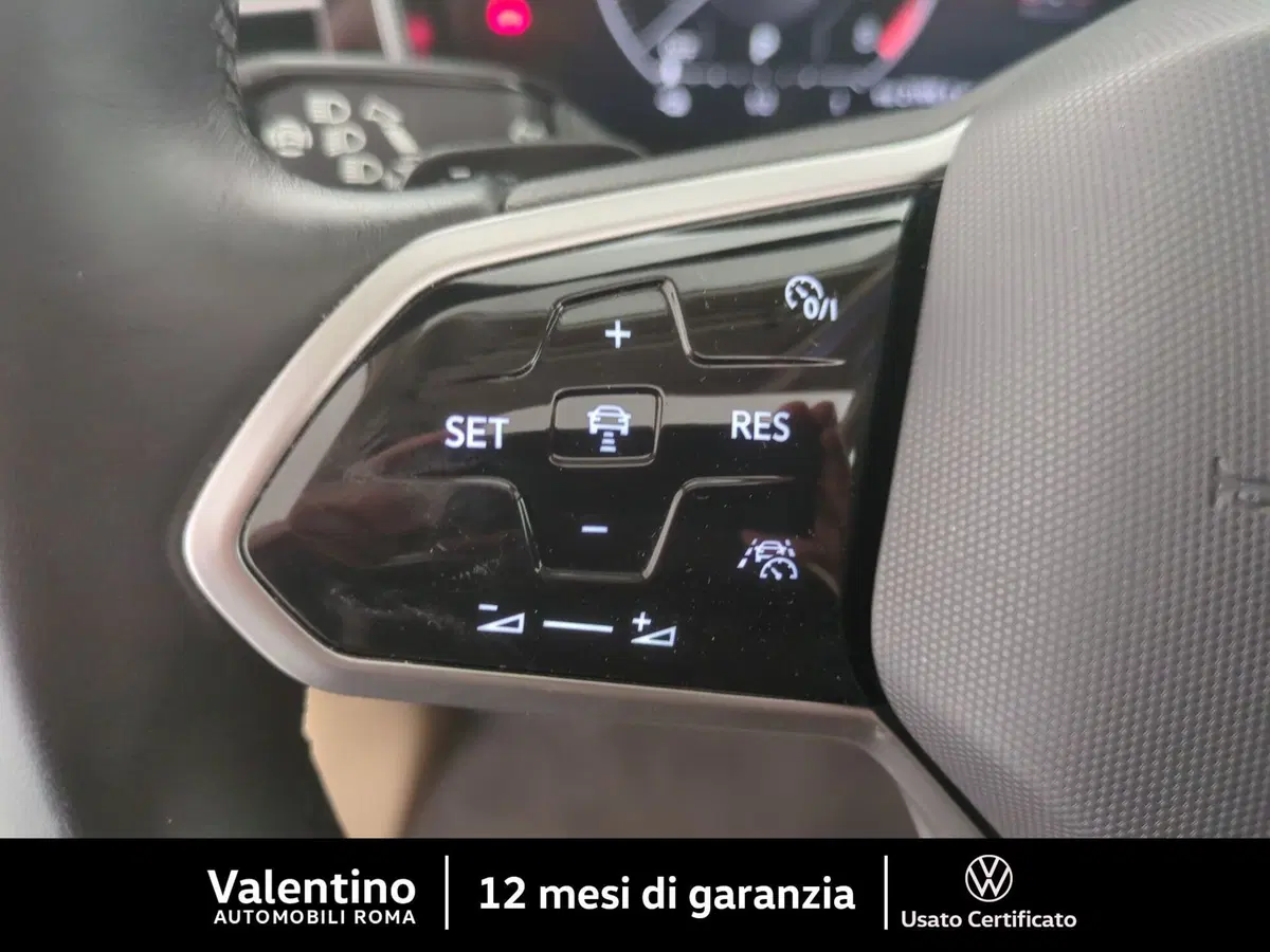 Volkswagen Touareg usata a Roma (7)