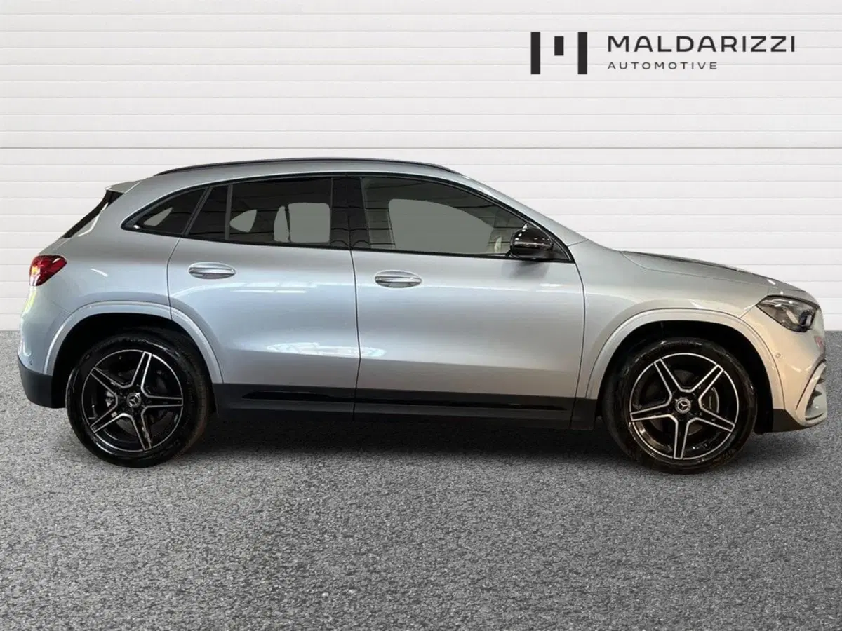 Mercedes-Benz GLA SUV usata a Bari (5)