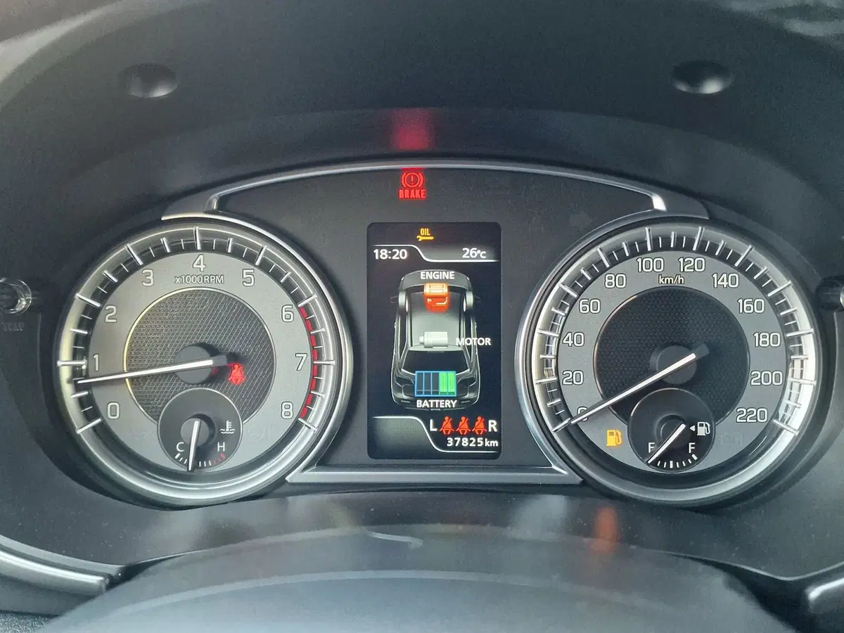 Suzuki Vitara usata a Milano (9)