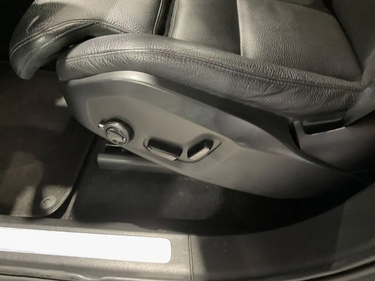 Volvo XC90 usata a Como (14)