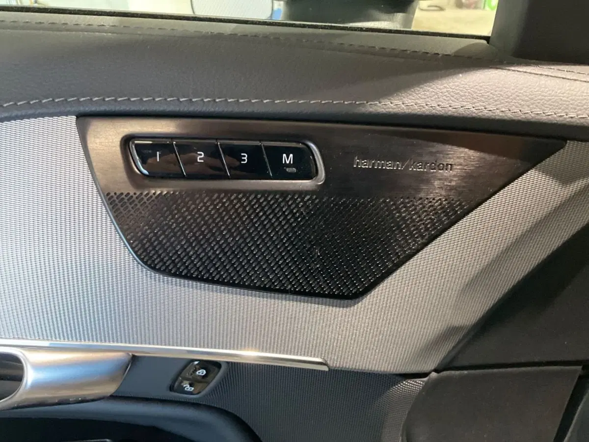Volvo XC90 usata a Como (15)