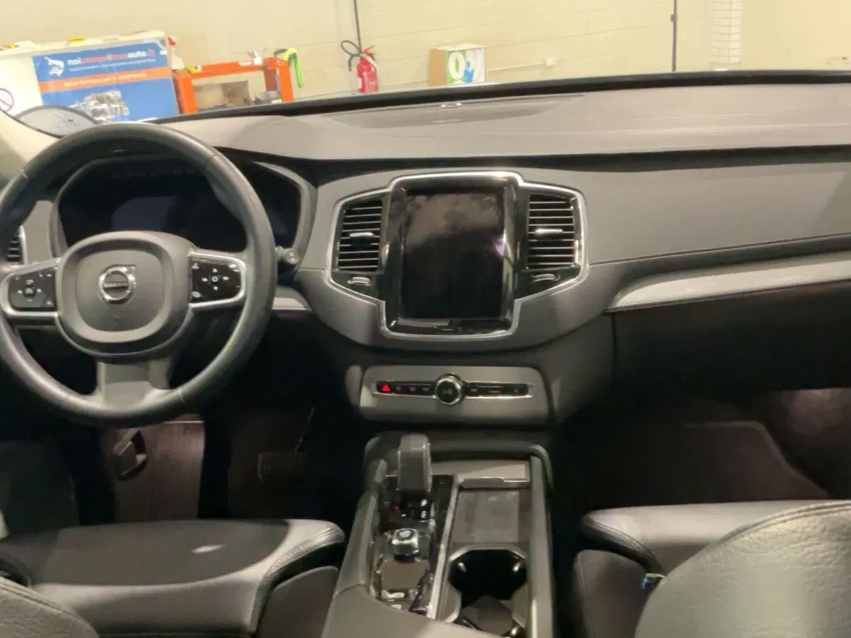 Volvo XC90 usata a Como (8)
