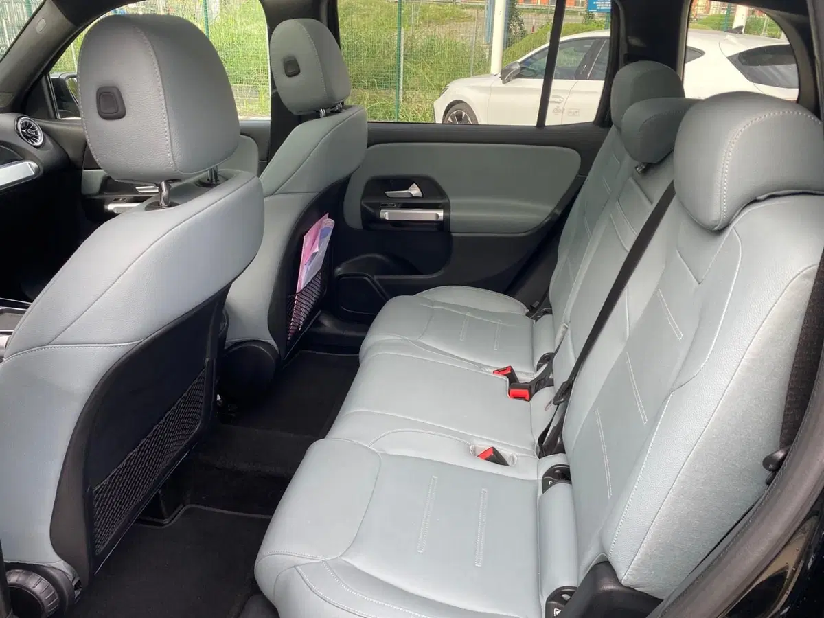 Mercedes-Benz GLB usata a Como (12)
