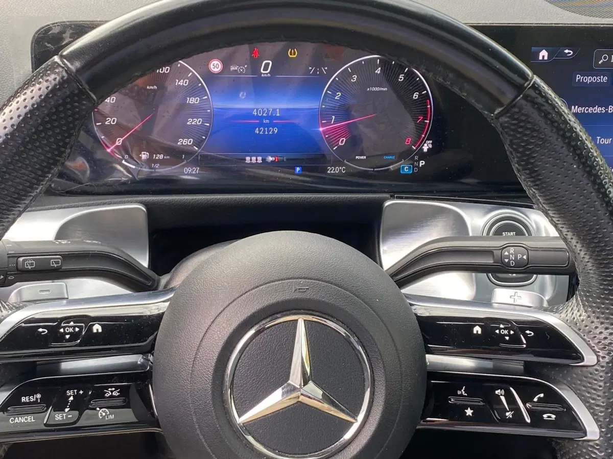 Mercedes-Benz GLB usata a Como (9)