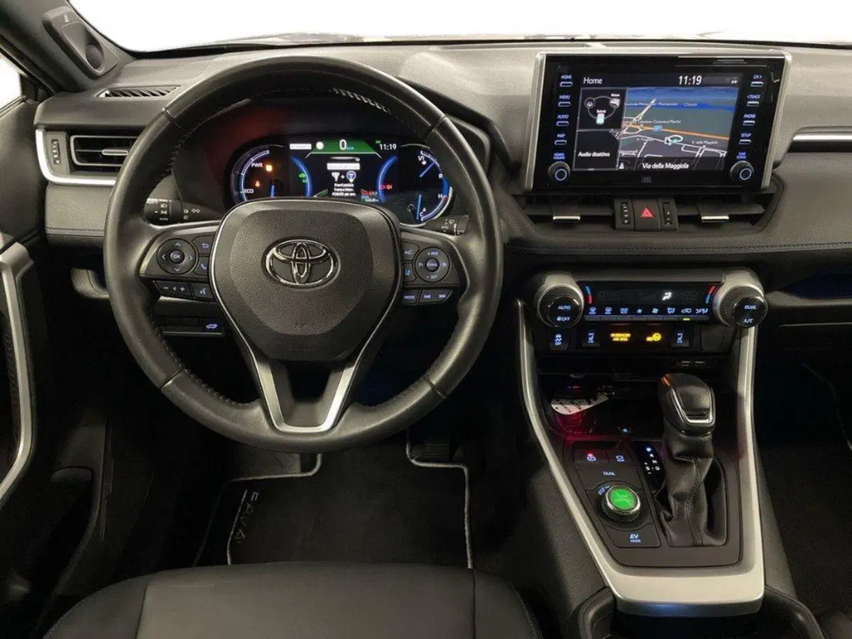 Toyota Rav4 usata a Macerata (8)