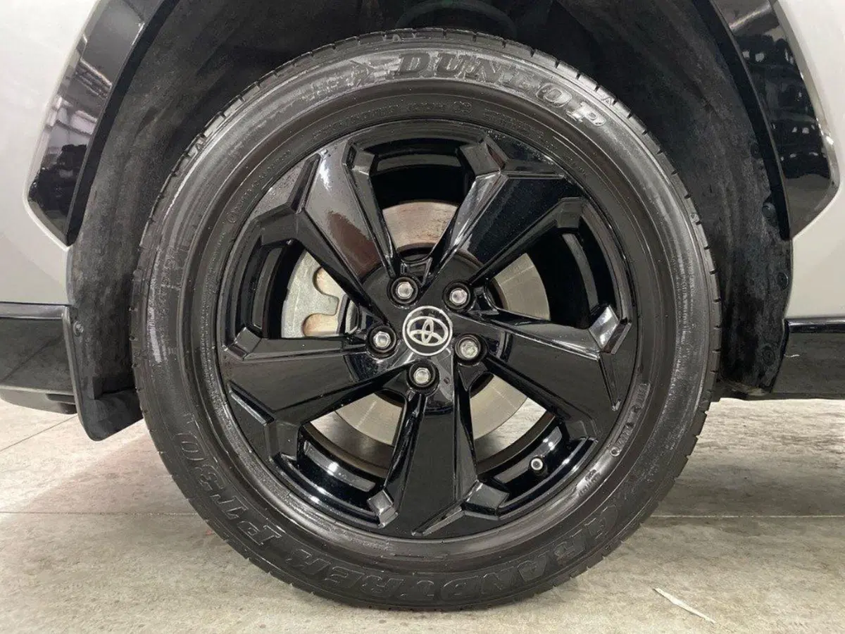 Toyota Rav4 usata a Macerata (6)