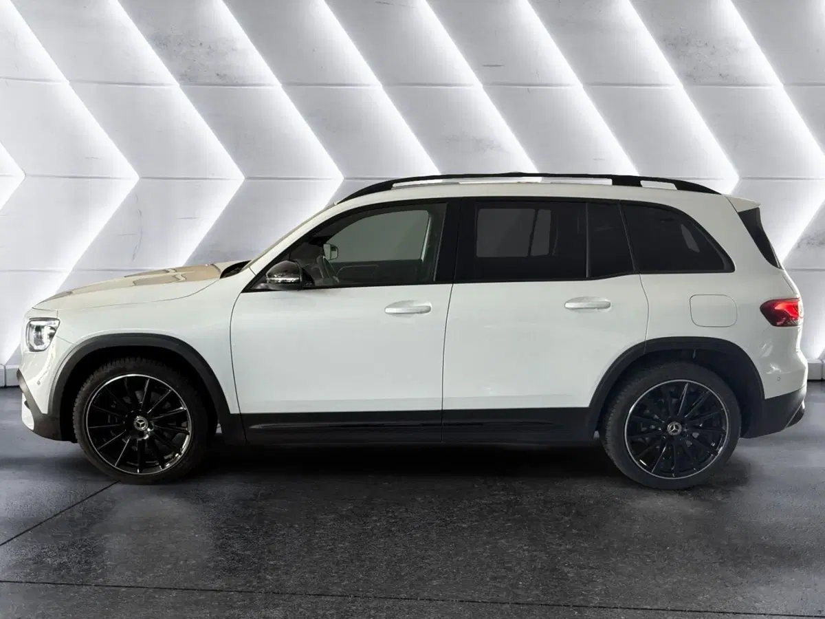 Mercedes-Benz GLB usata a Napoli (3)