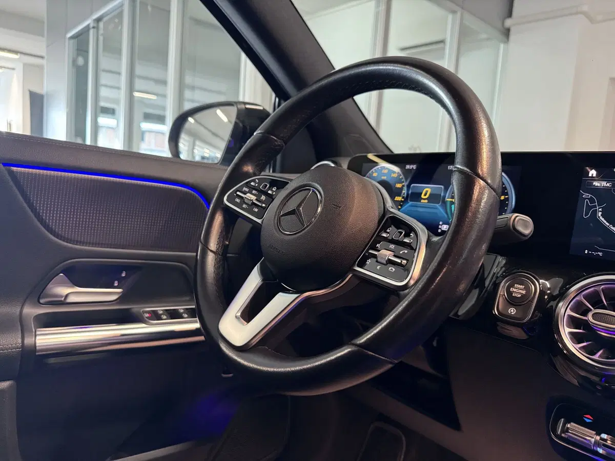 Mercedes-Benz GLA SUV usata a Messina (9)