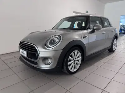 MINI Mini 1.5 Cooper D Boost 5 porte del 2019 usata a Messina