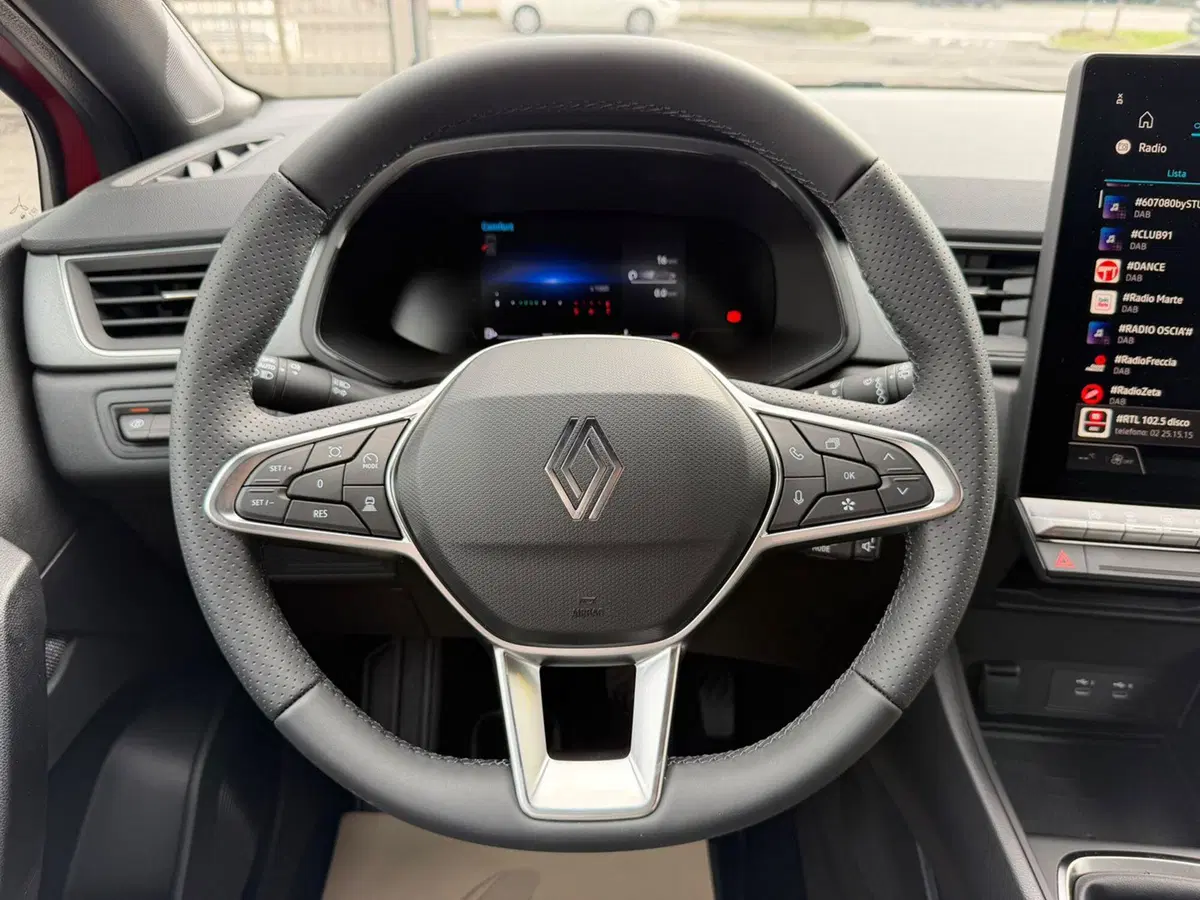 Renault Captur nuova a Brescia (14)