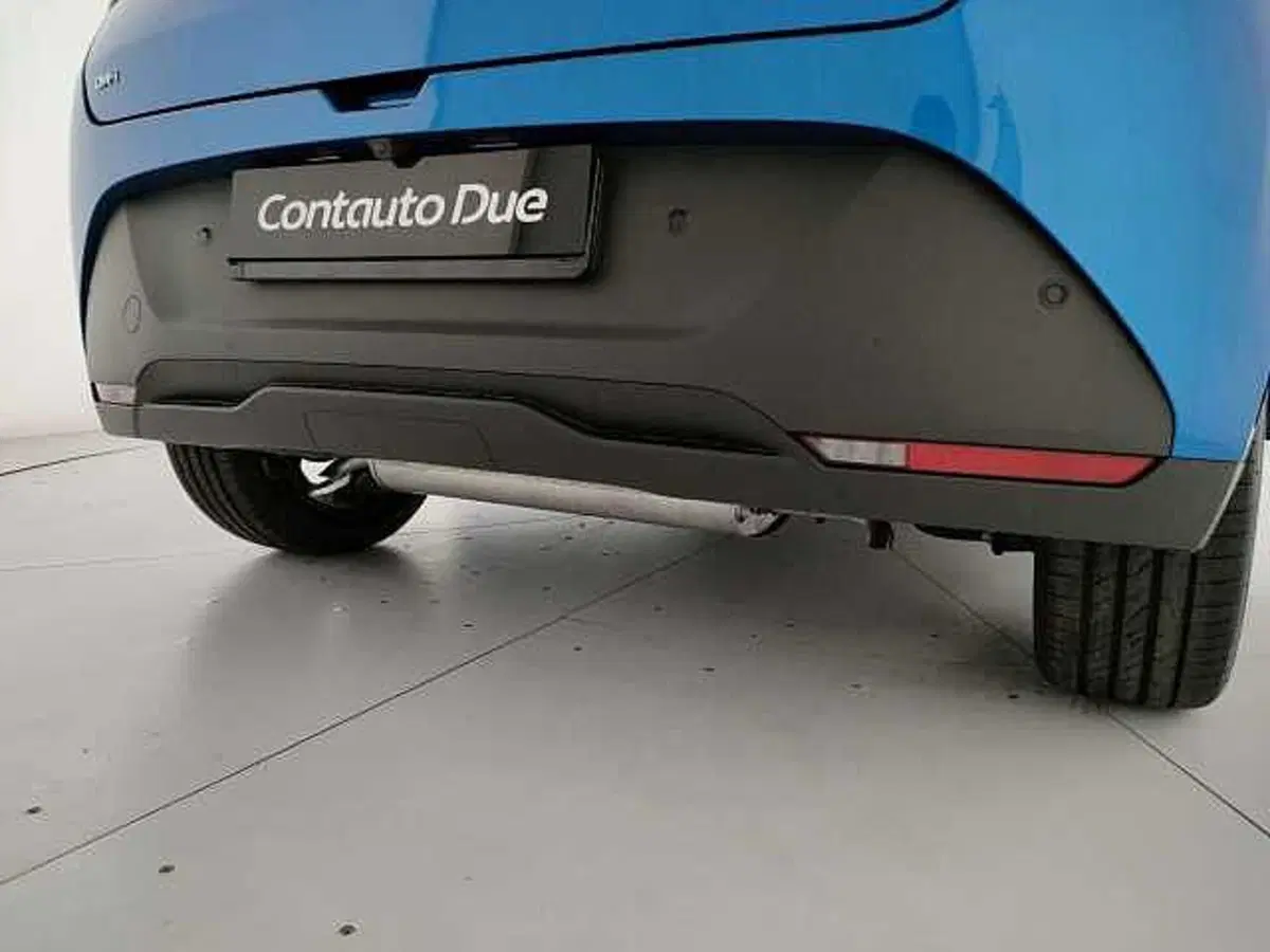 Byd Dolphin G DM-i nuova a Caserta (13)