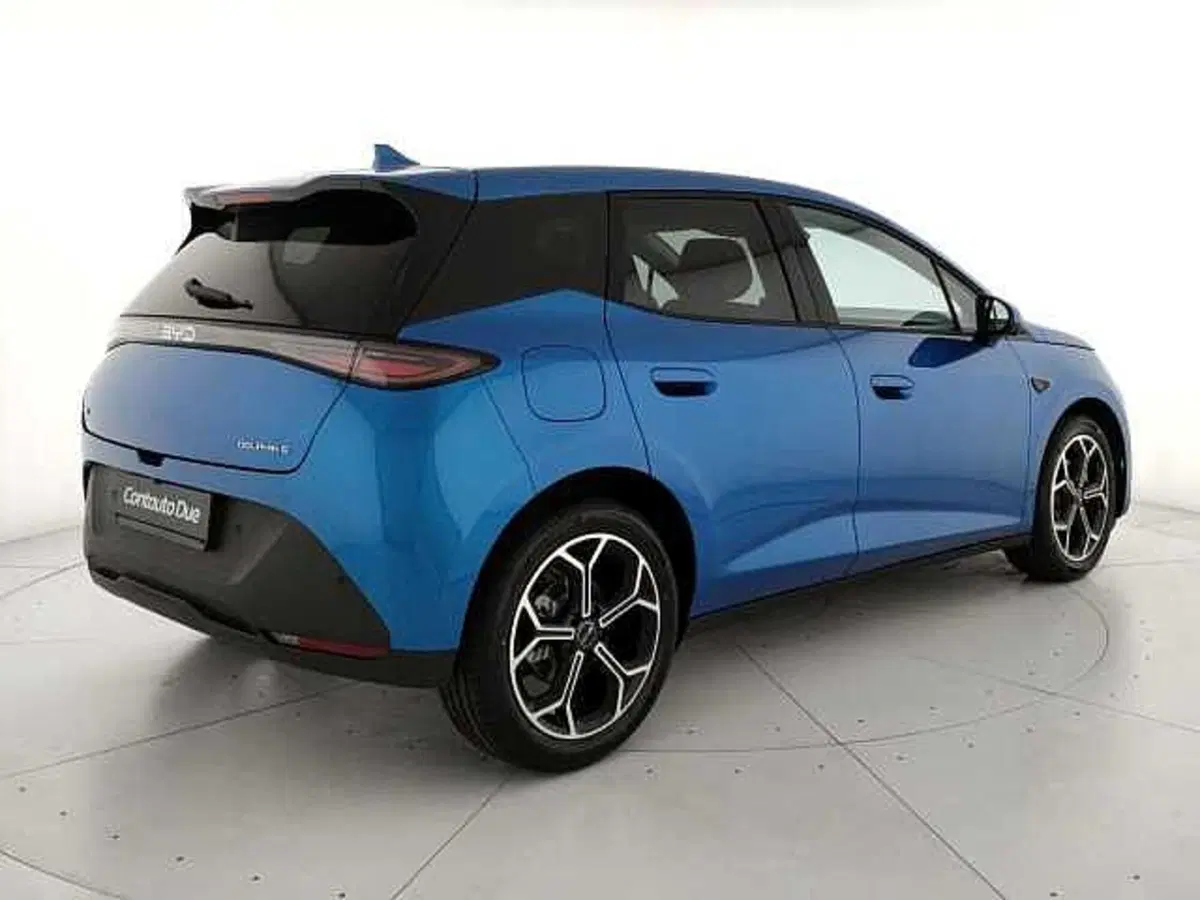 Byd Dolphin G DM-i nuova a Caserta (5)