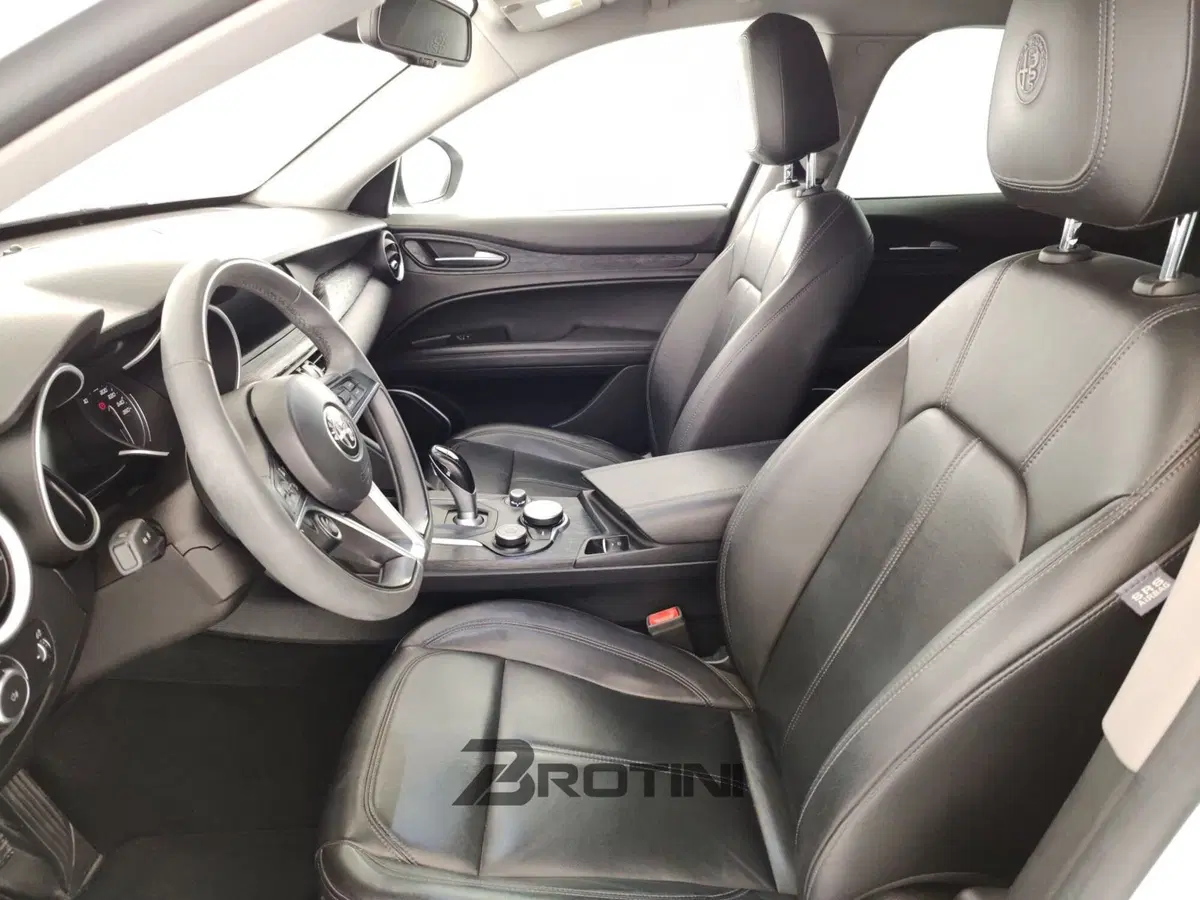 Alfa Romeo Stelvio usata a Massa-Carrara (3)