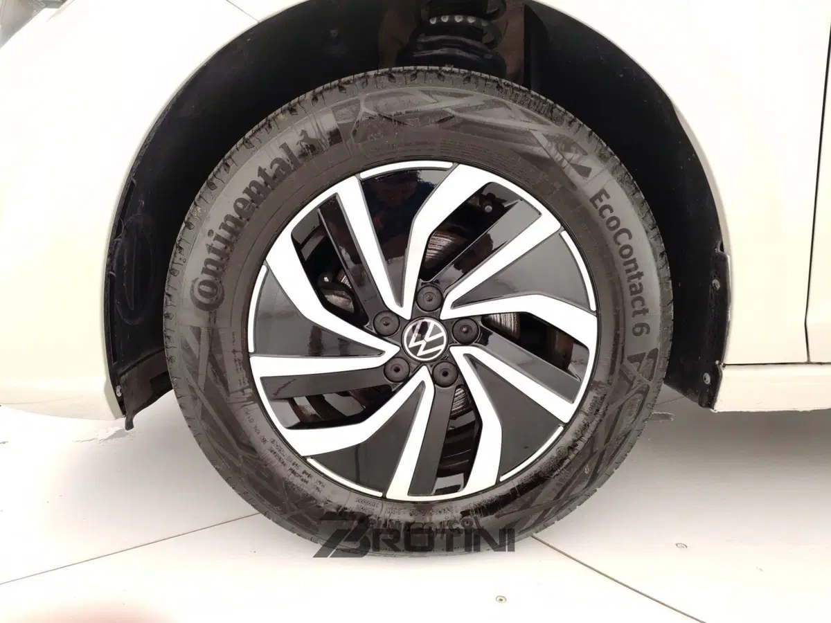 Volkswagen Polo usata a Massa-Carrara (5)