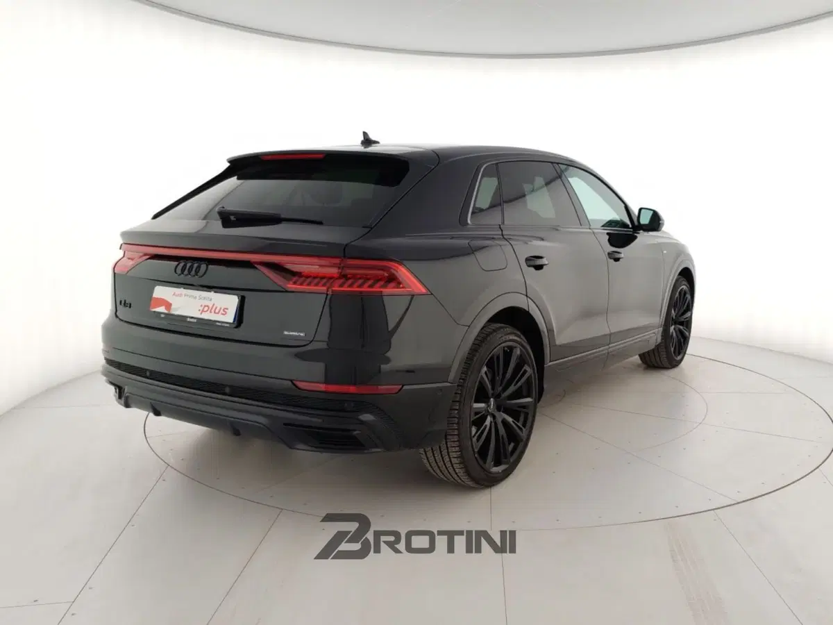Audi Q8 usata a Massa-Carrara (2)