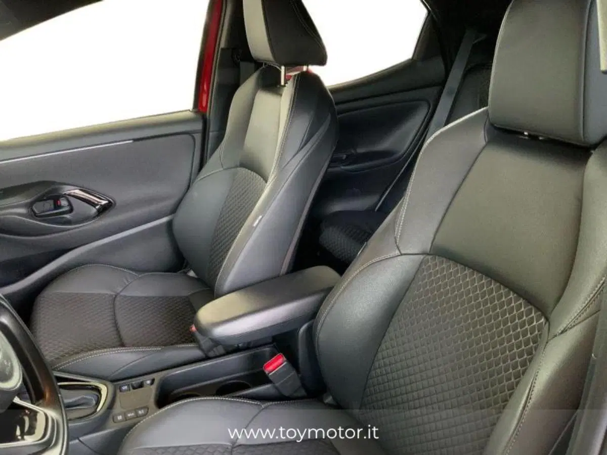 Toyota Yaris usata a Perugia (6)