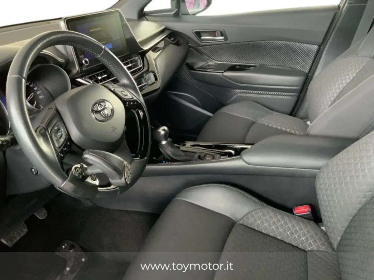 Toyota Toyota C-HR usata a Perugia (5)