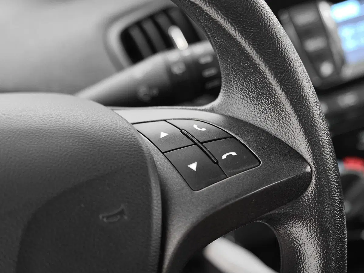 Lancia Ypsilon usata a Prato (12)