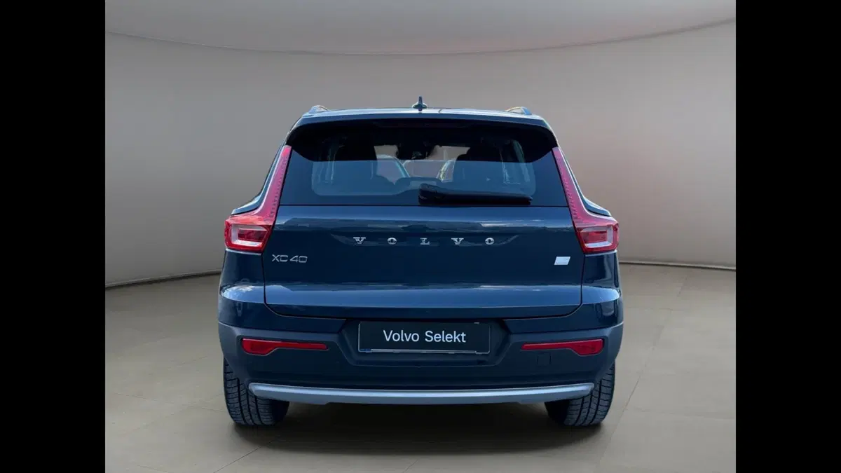 Volvo XC40 usata a Palermo (3)