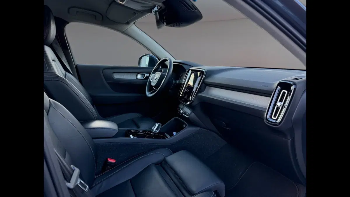 Volvo XC40 usata a Palermo (6)