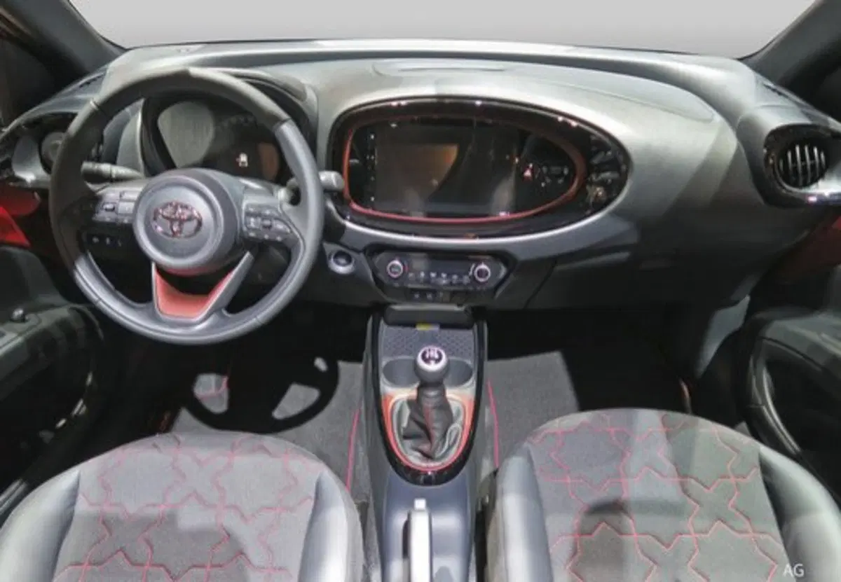Toyota Aygo X usata a Palermo (6)
