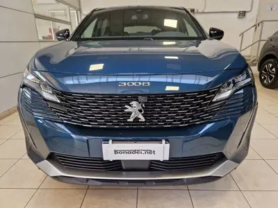 Peugeot 3008 PureTech Turbo 130 S&S Allure Pack del 2023 usata a Saronno