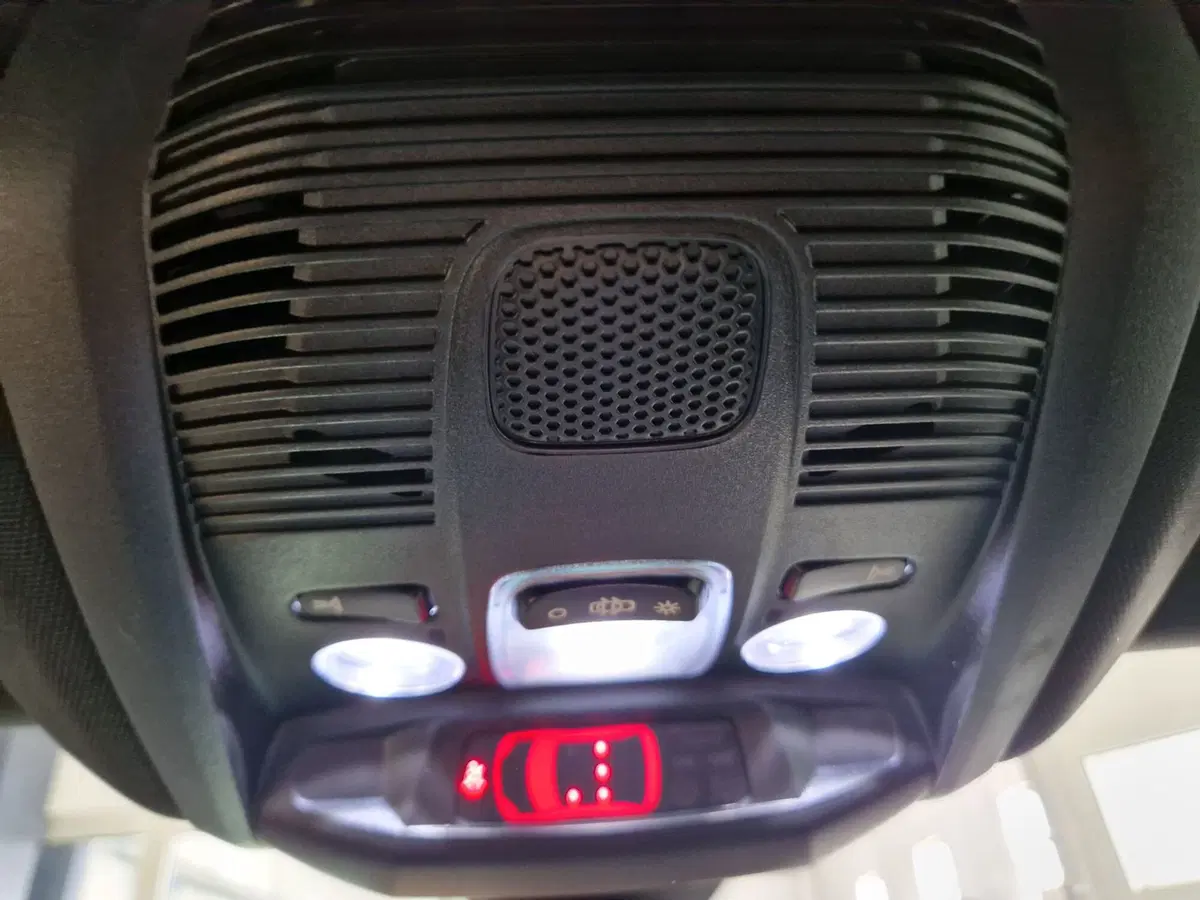 Peugeot 3008 usata a Varese (18)