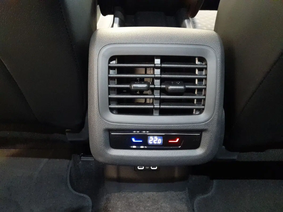 Volkswagen T-Roc nuova a Bologna (15)