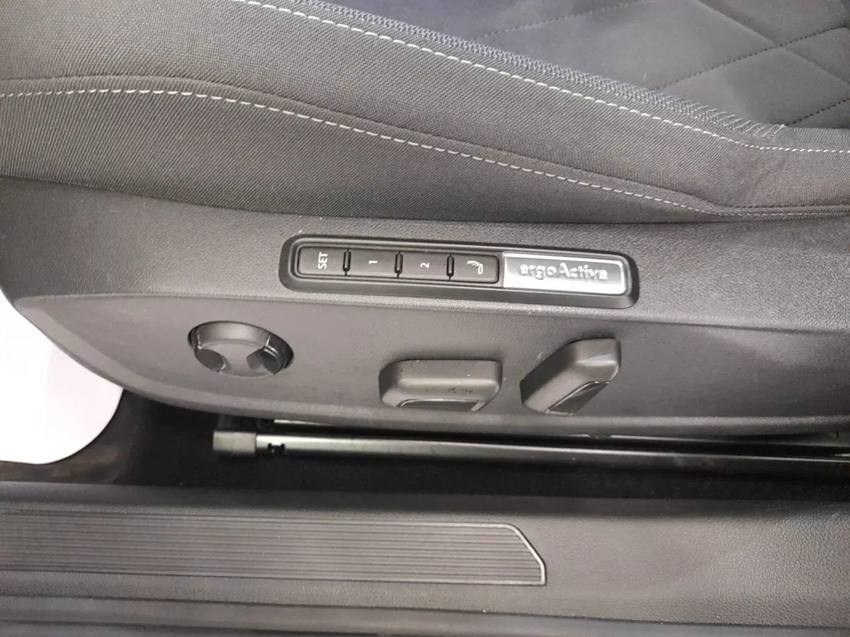 Volkswagen Golf usata a Bologna (10)