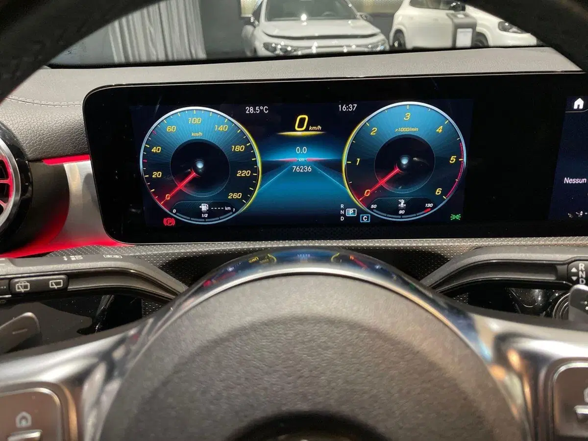 Mercedes-Benz Classe A usata a Firenze (13)