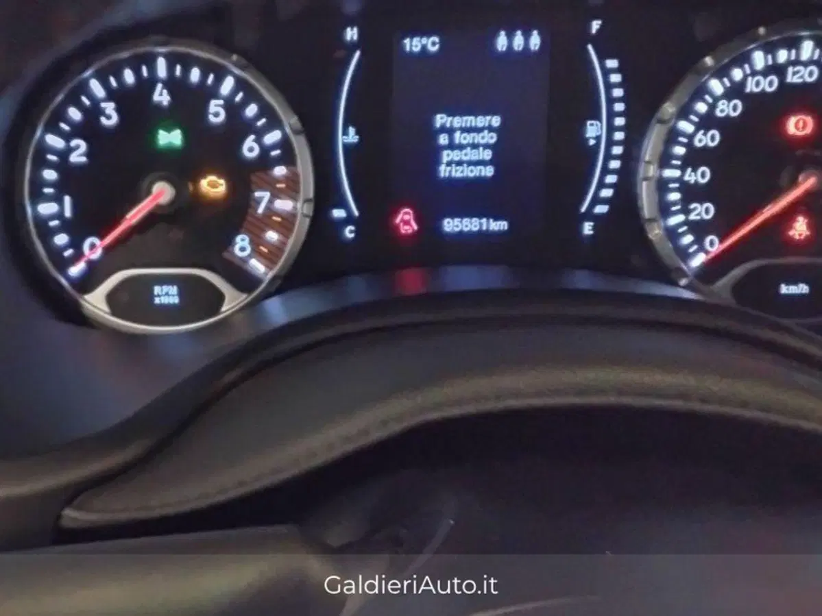Jeep Renegade usata a Salerno (17)