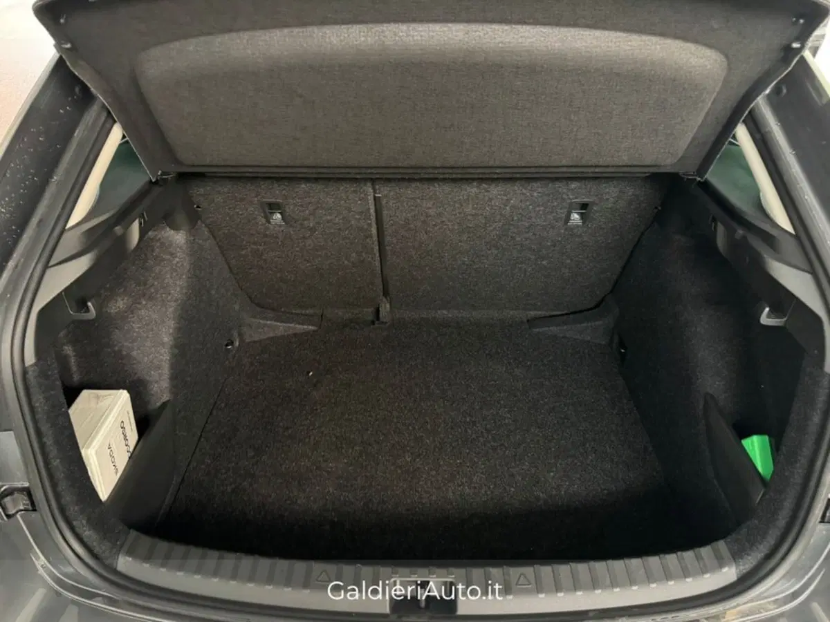 Skoda Scala usata a Salerno (12)