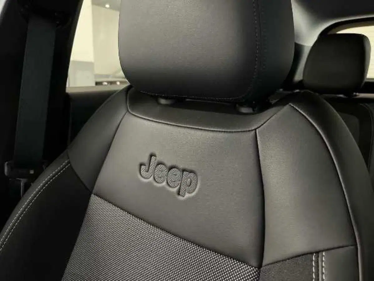 Jeep Avenger usata a Pistoia (19)