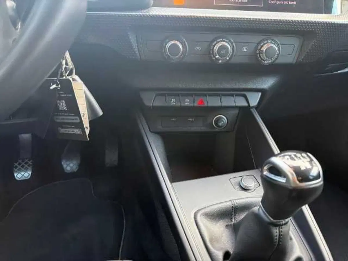 Audi A1 allstreet usata a Prato (9)