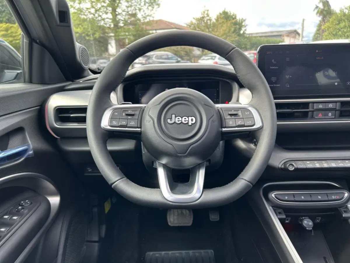 Jeep Avenger nuova a Cuneo (11)