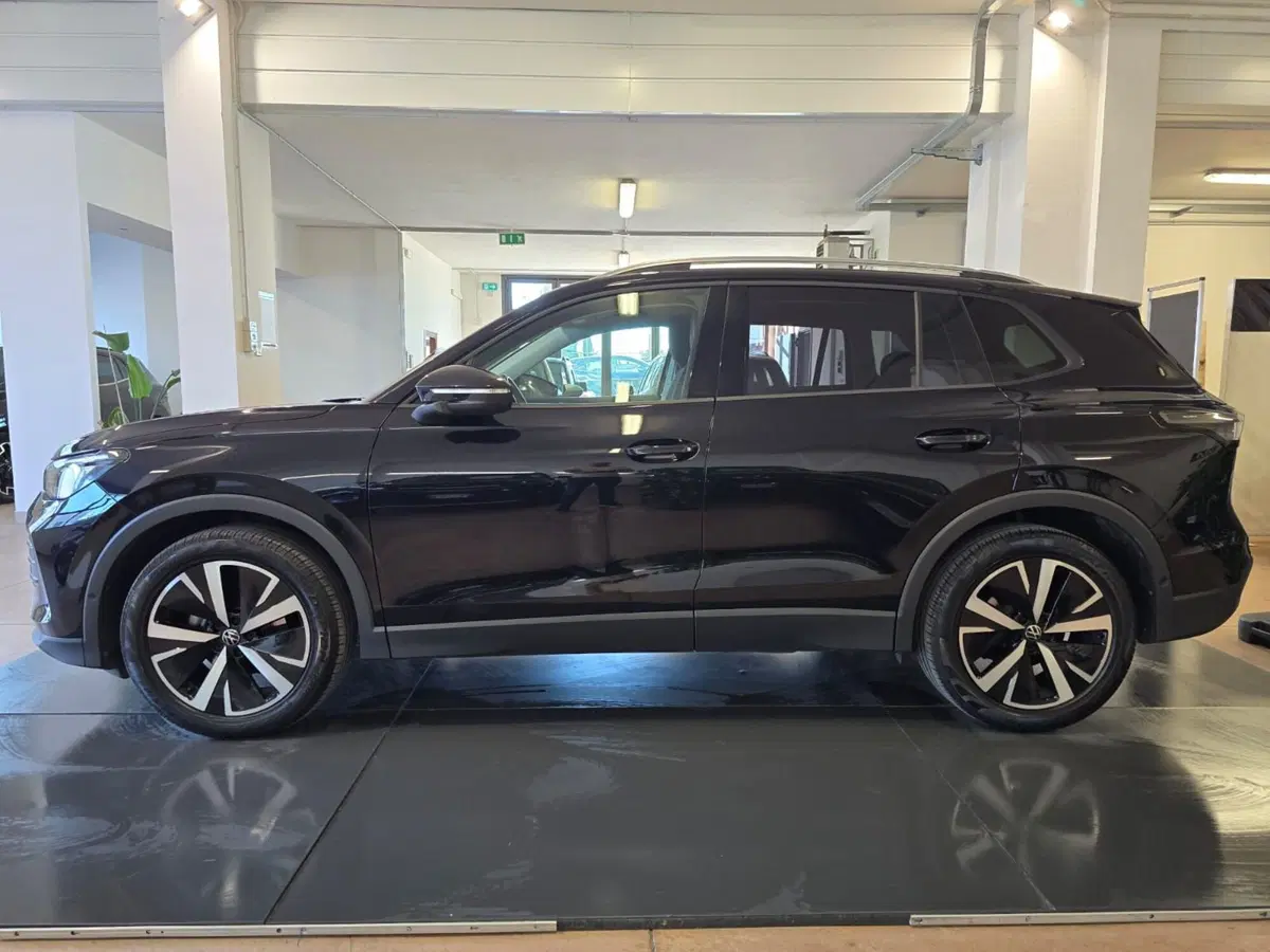 Volkswagen Tiguan usata a Rimini (5)