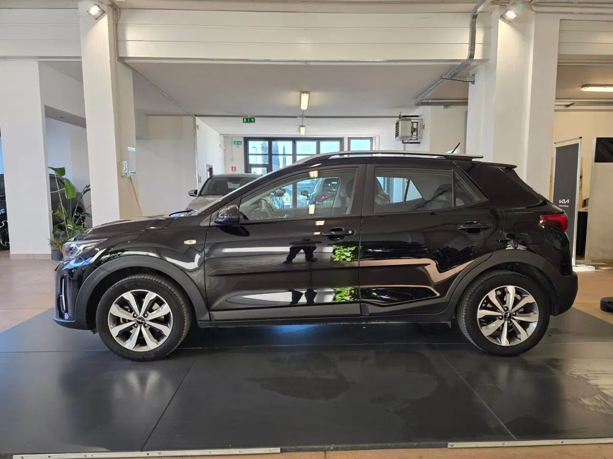 Kia Stonic usata a Rimini (11)