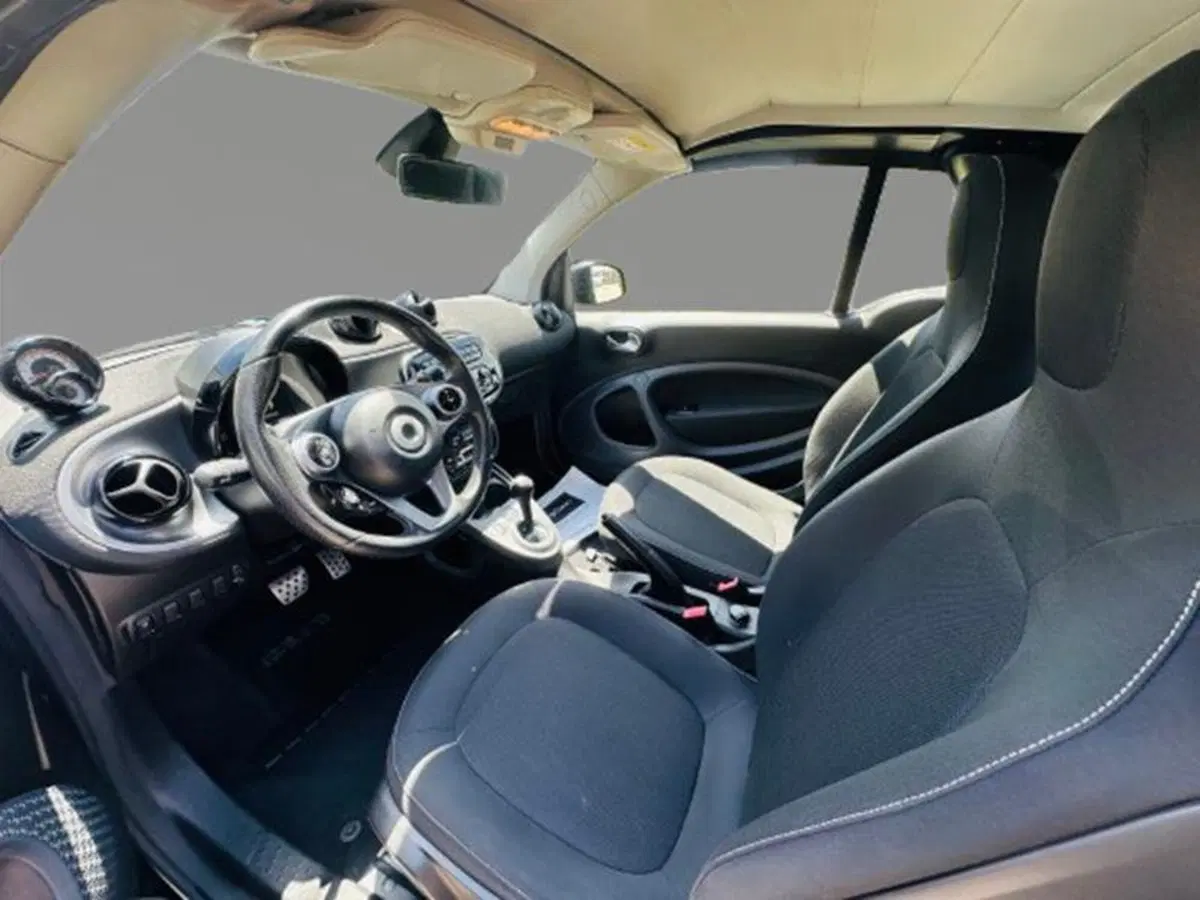smart Fortwo Cabrio usata a Firenze (9)