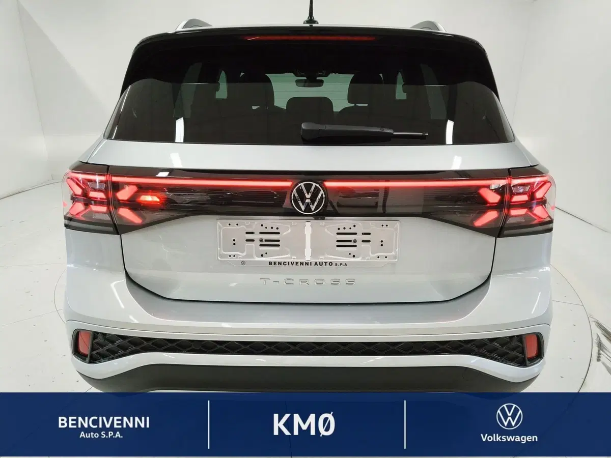 Volkswagen T-Cross nuova a Catanzaro (10)
