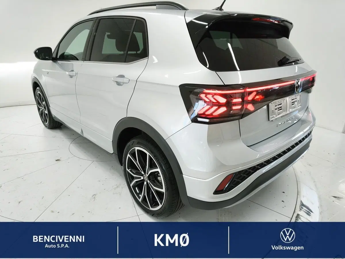 Volkswagen T-Cross nuova a Catanzaro (11)