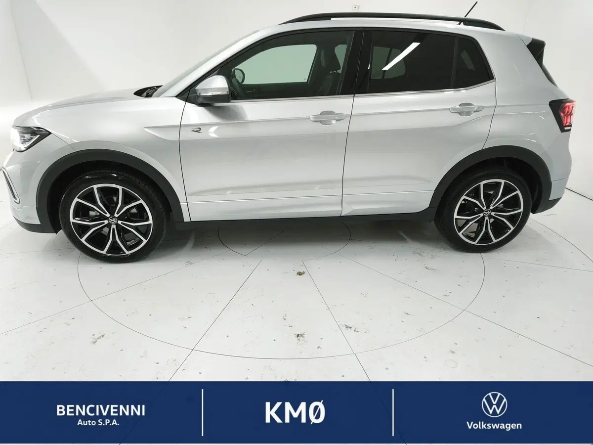Volkswagen T-Cross nuova a Catanzaro (15)
