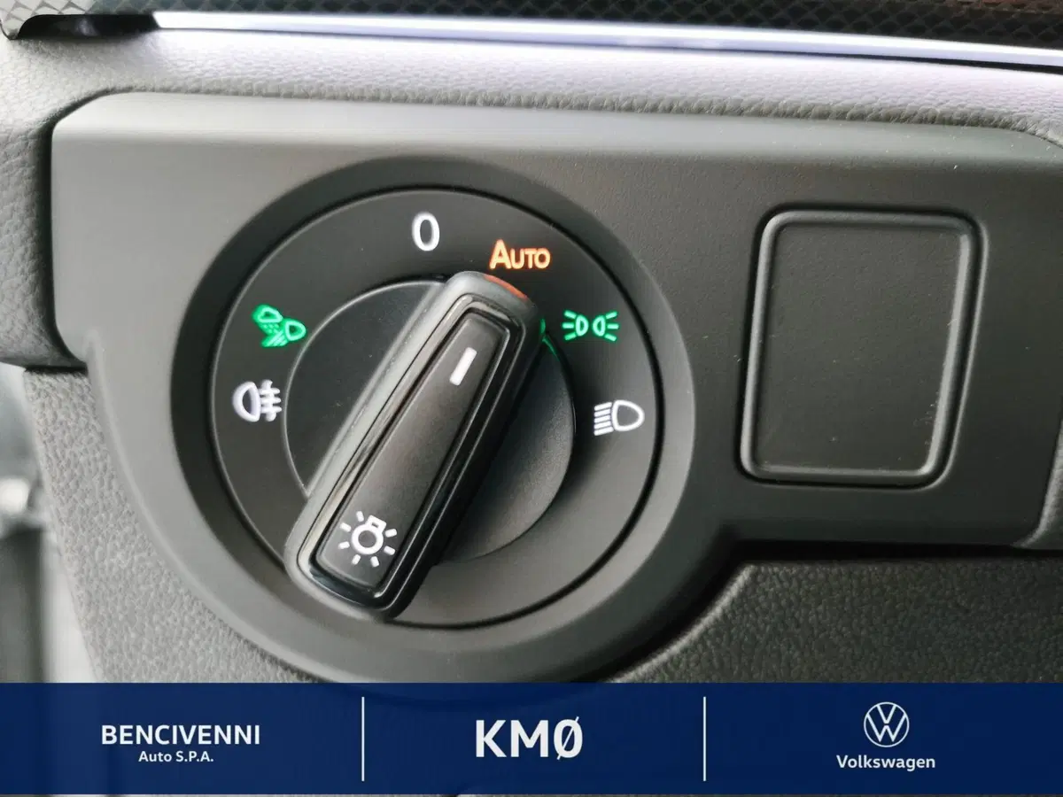 Volkswagen T-Cross nuova a Catanzaro (20)