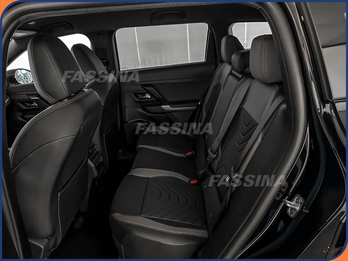 Jeep Compass nuova a Milano (10)
