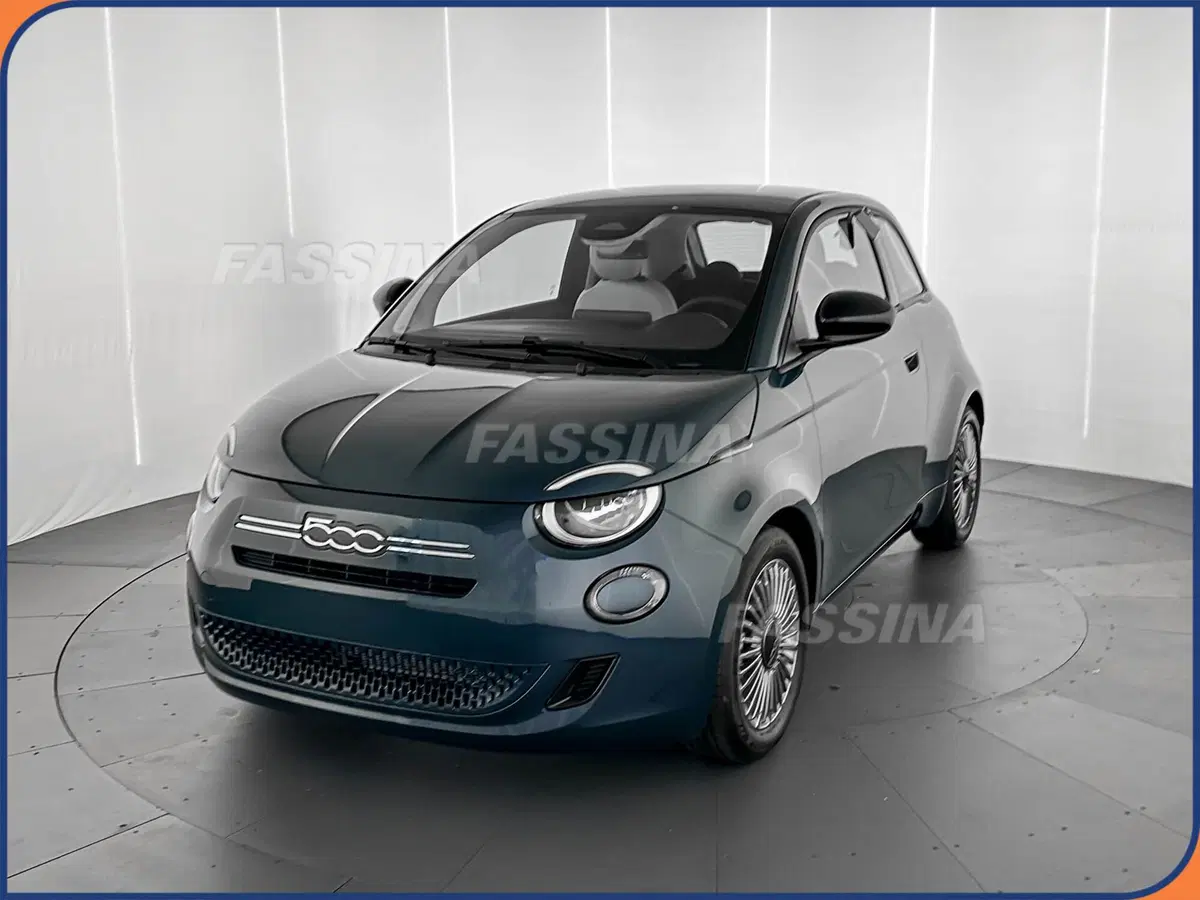 Fiat 500 nuova a Milano (3)