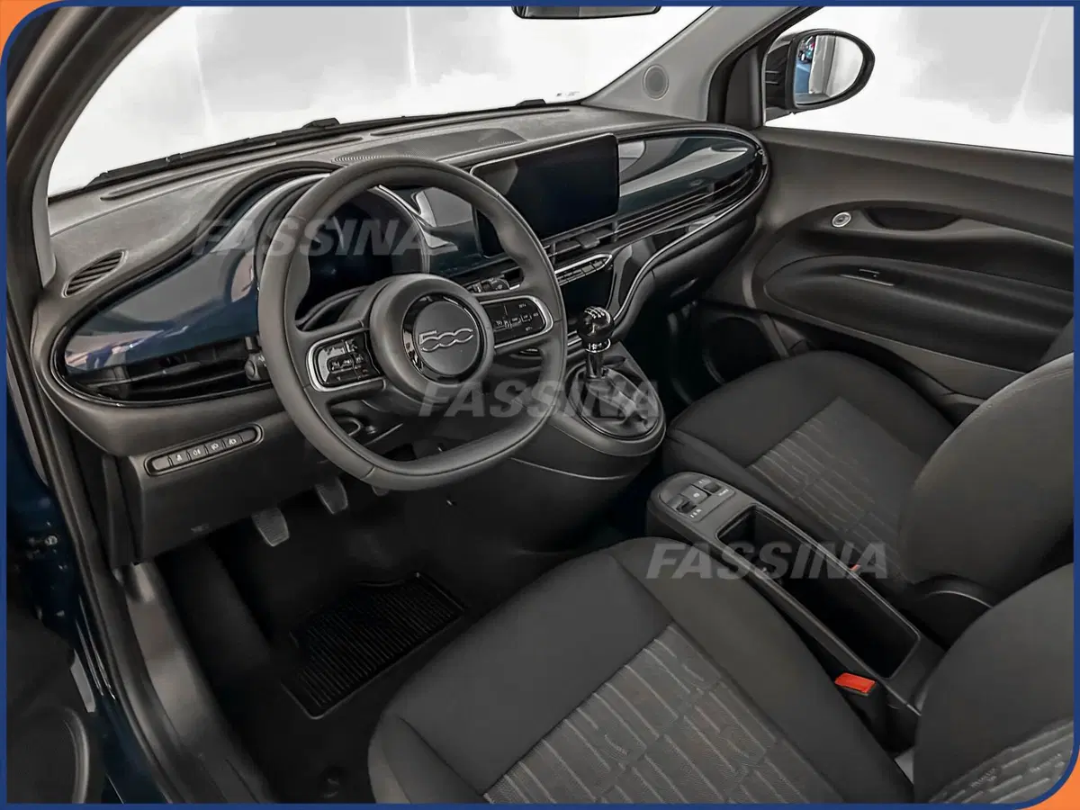 Fiat 500 nuova a Milano (9)