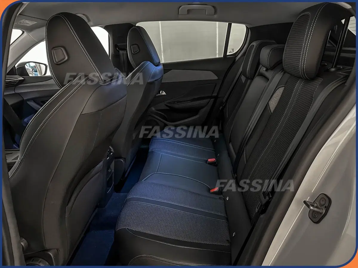 Peugeot 308 usata a Milano (10)