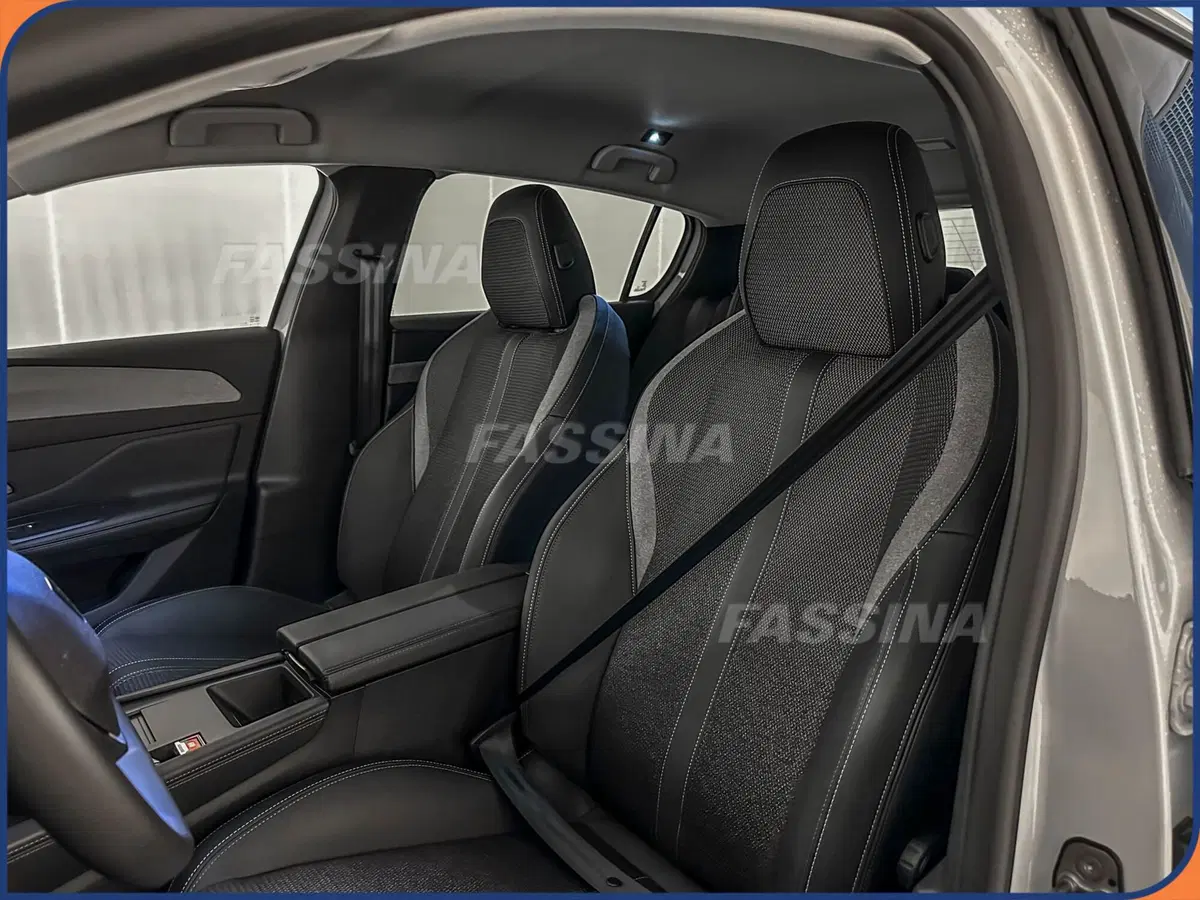Peugeot 308 usata a Milano (8)