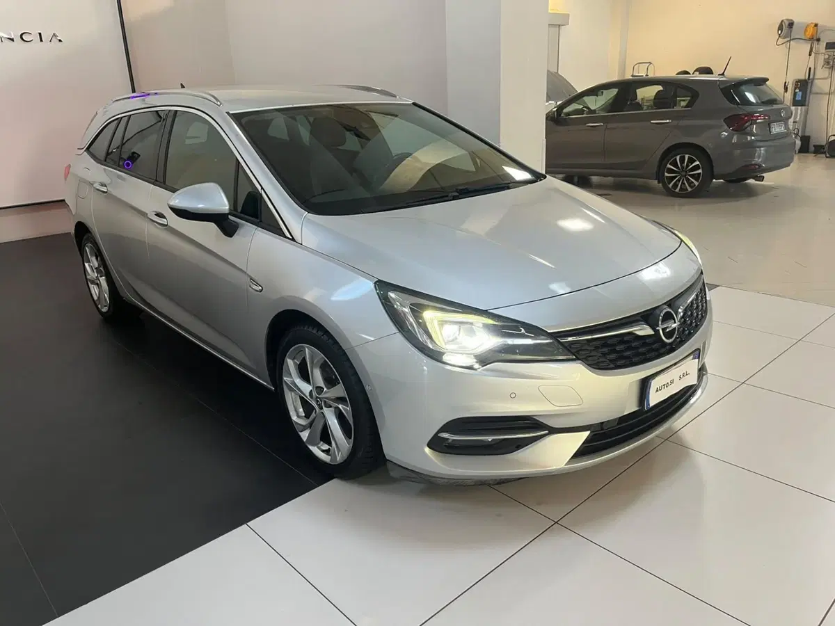Opel Astra usata a Lucca (3)
