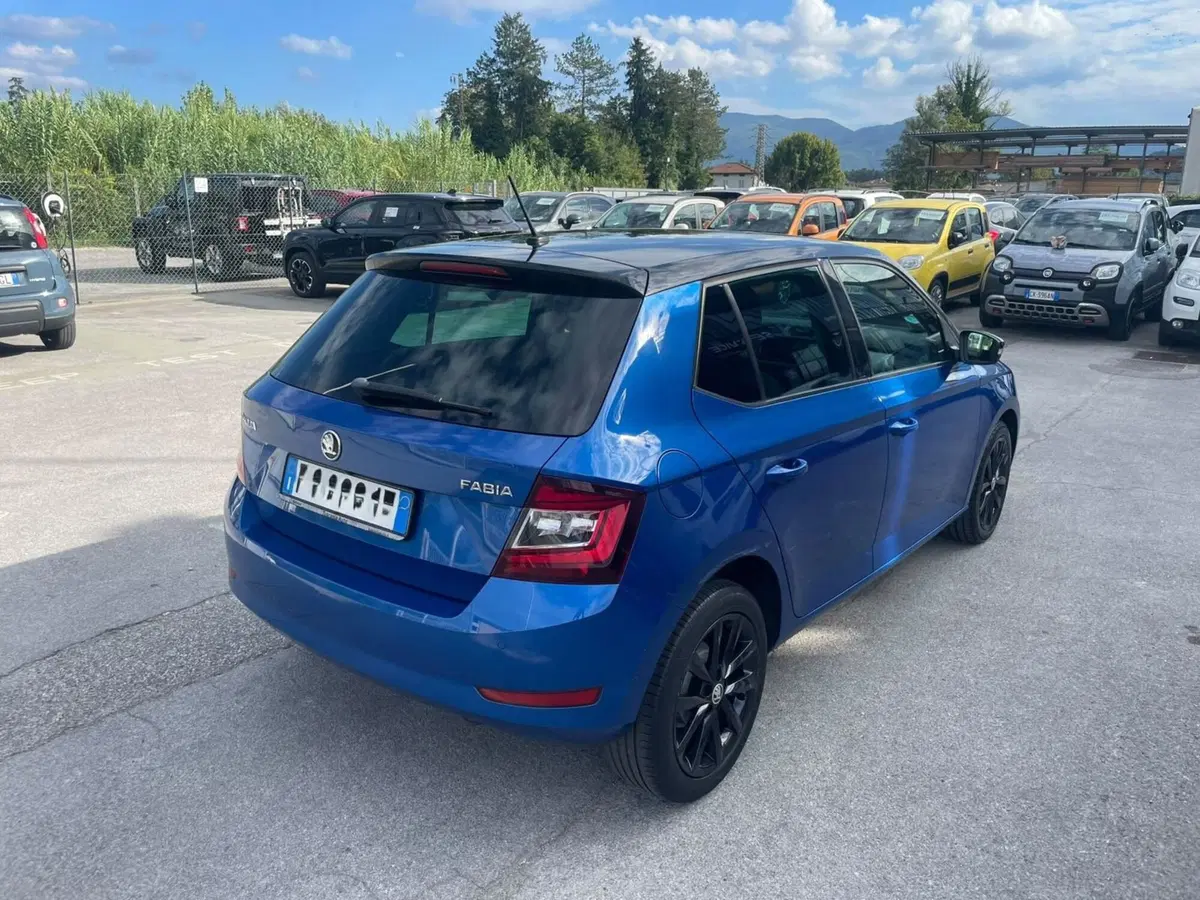 Skoda Fabia usata a Lucca (4)